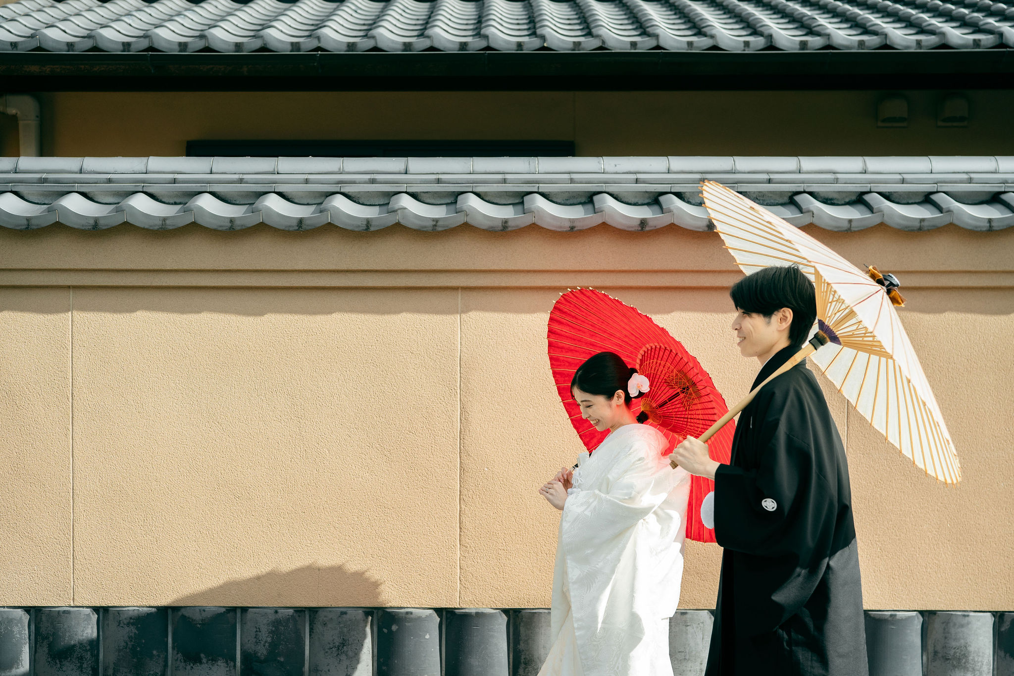 本法寺前撮りイメージ｜和傘を持って