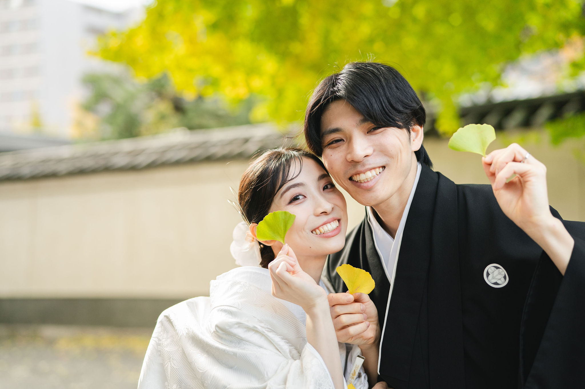 本法寺前撮りイメージ｜銀杏を拾って