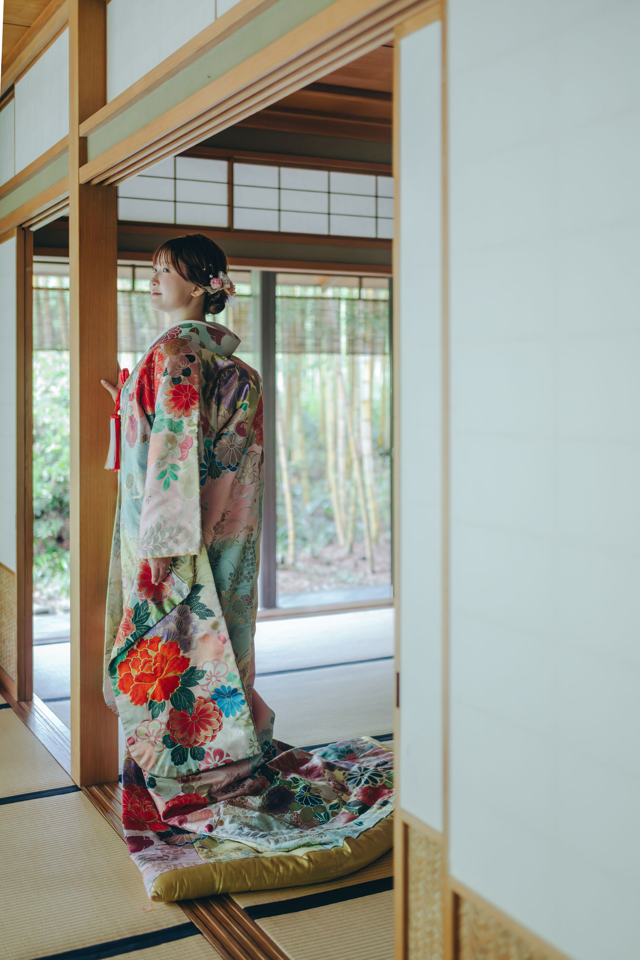 洛西竹林公園の茶室で色打掛の新婦様