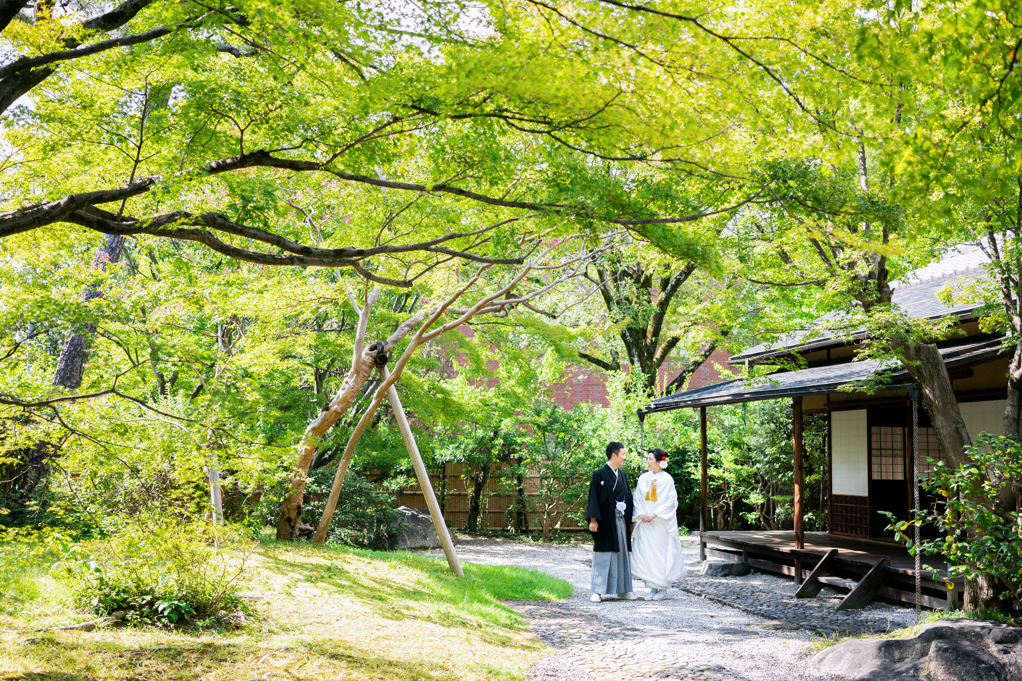 茶室「堪庵」のお庭で前撮り