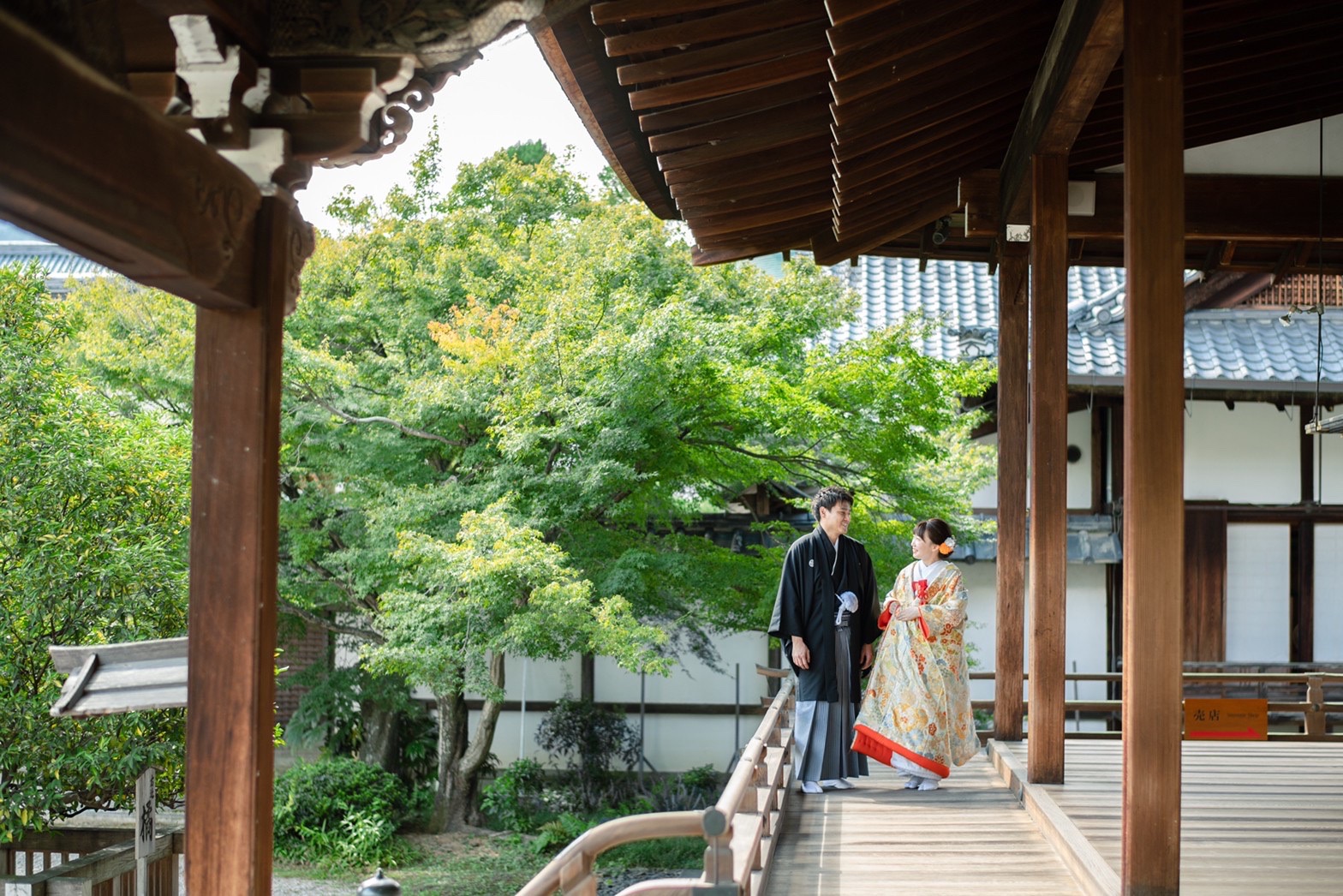 大覚寺の廊下で撮影
