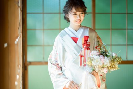 白地の色打掛（７番）