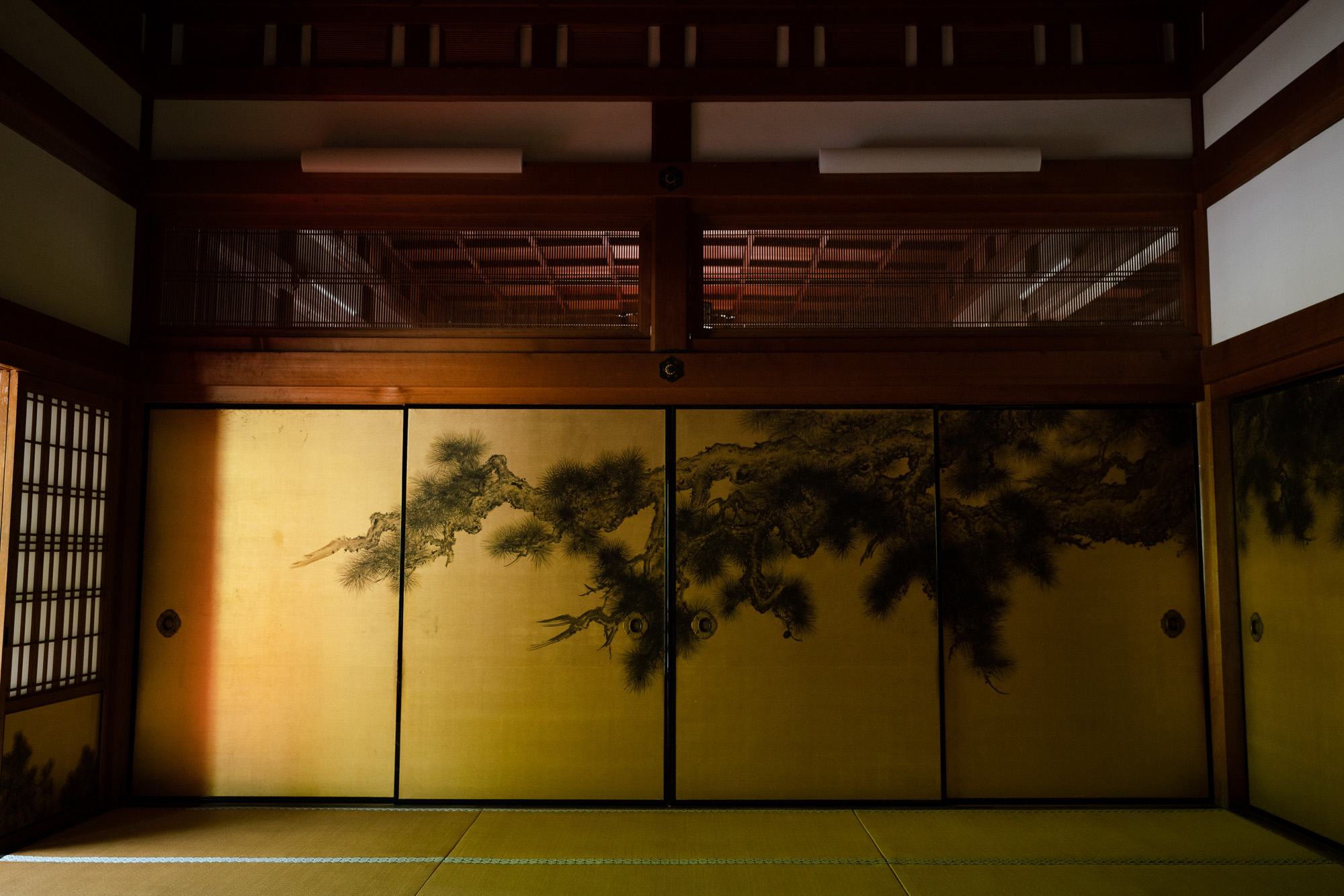 金戒光明寺の松の屏風