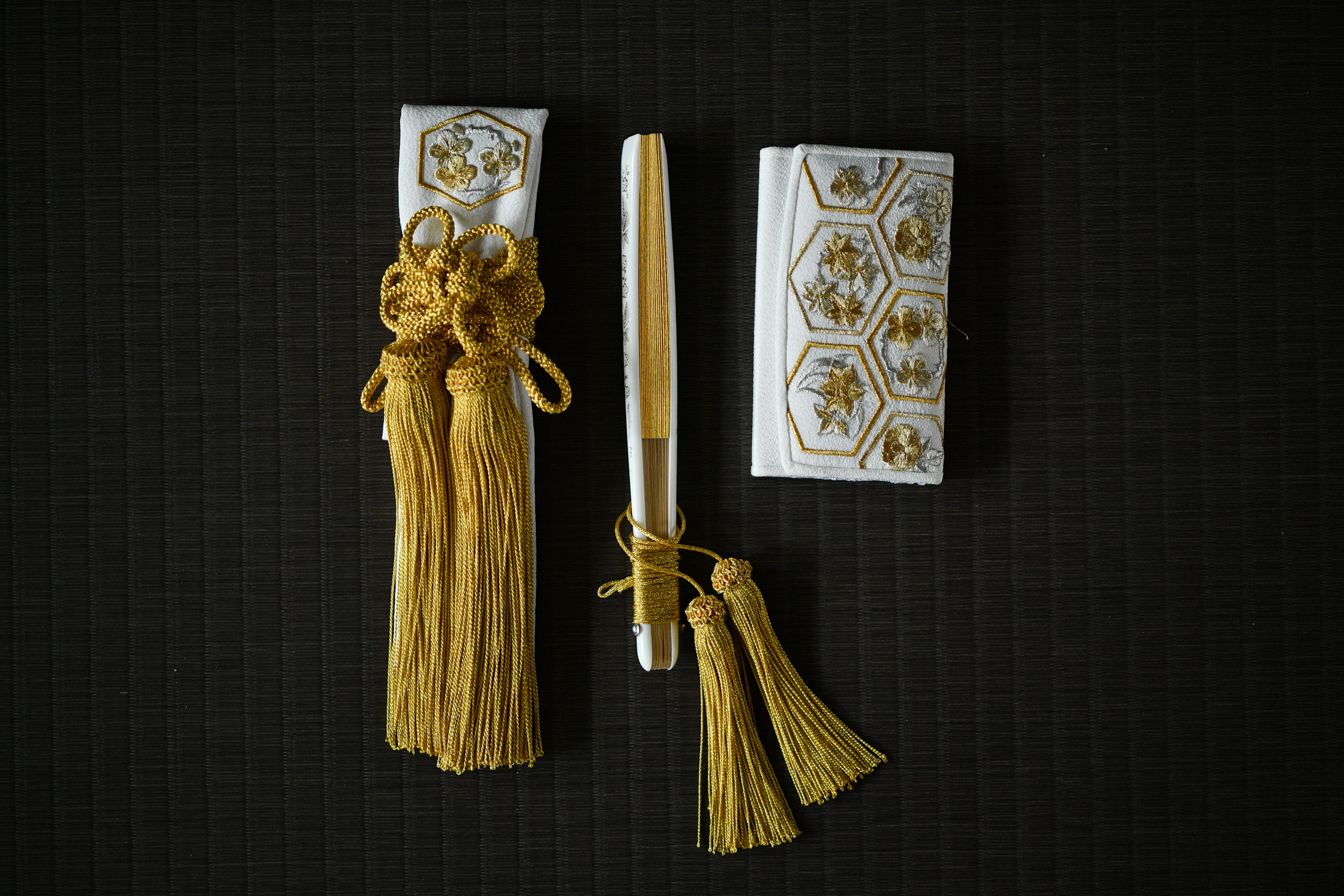 刺繍の豪華和装小物