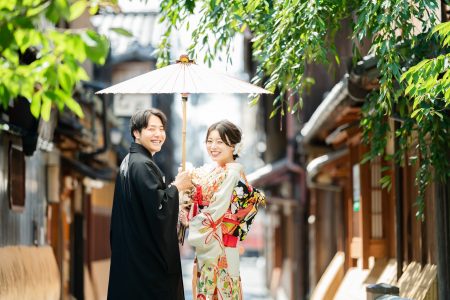 祇園巽橋辺りで前撮り