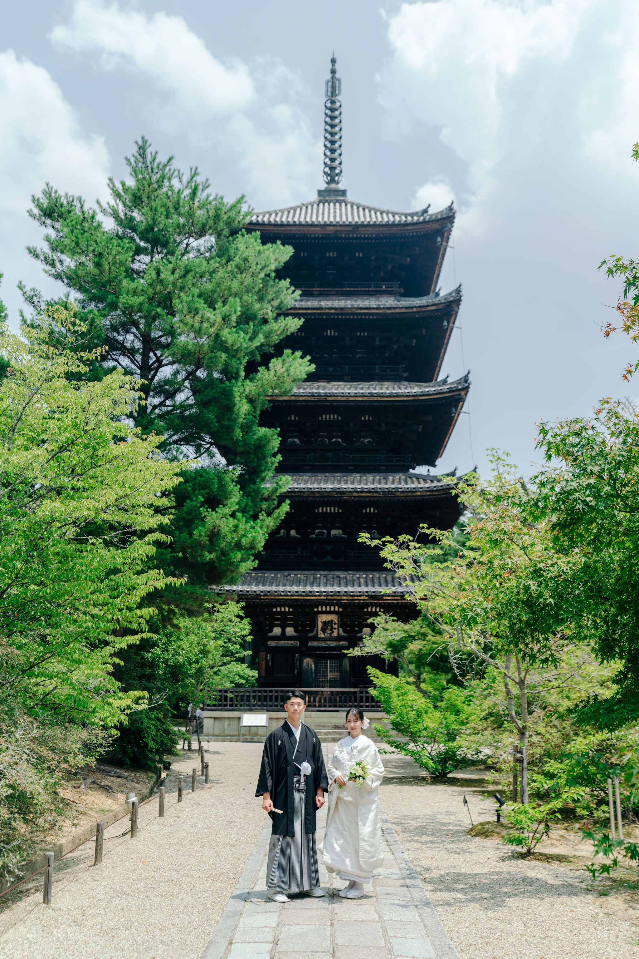 仁和寺の境内で前撮り（五重塔）
