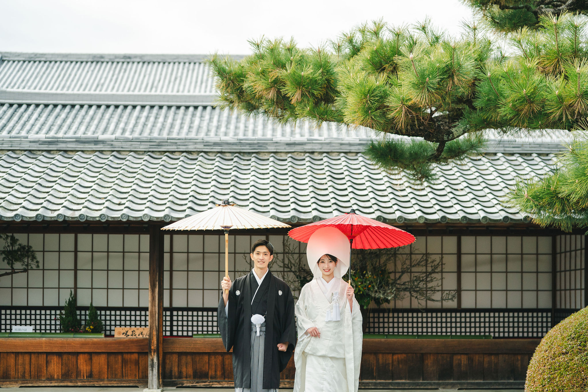 冬の大覚寺前撮りイメージ（白無垢姿）