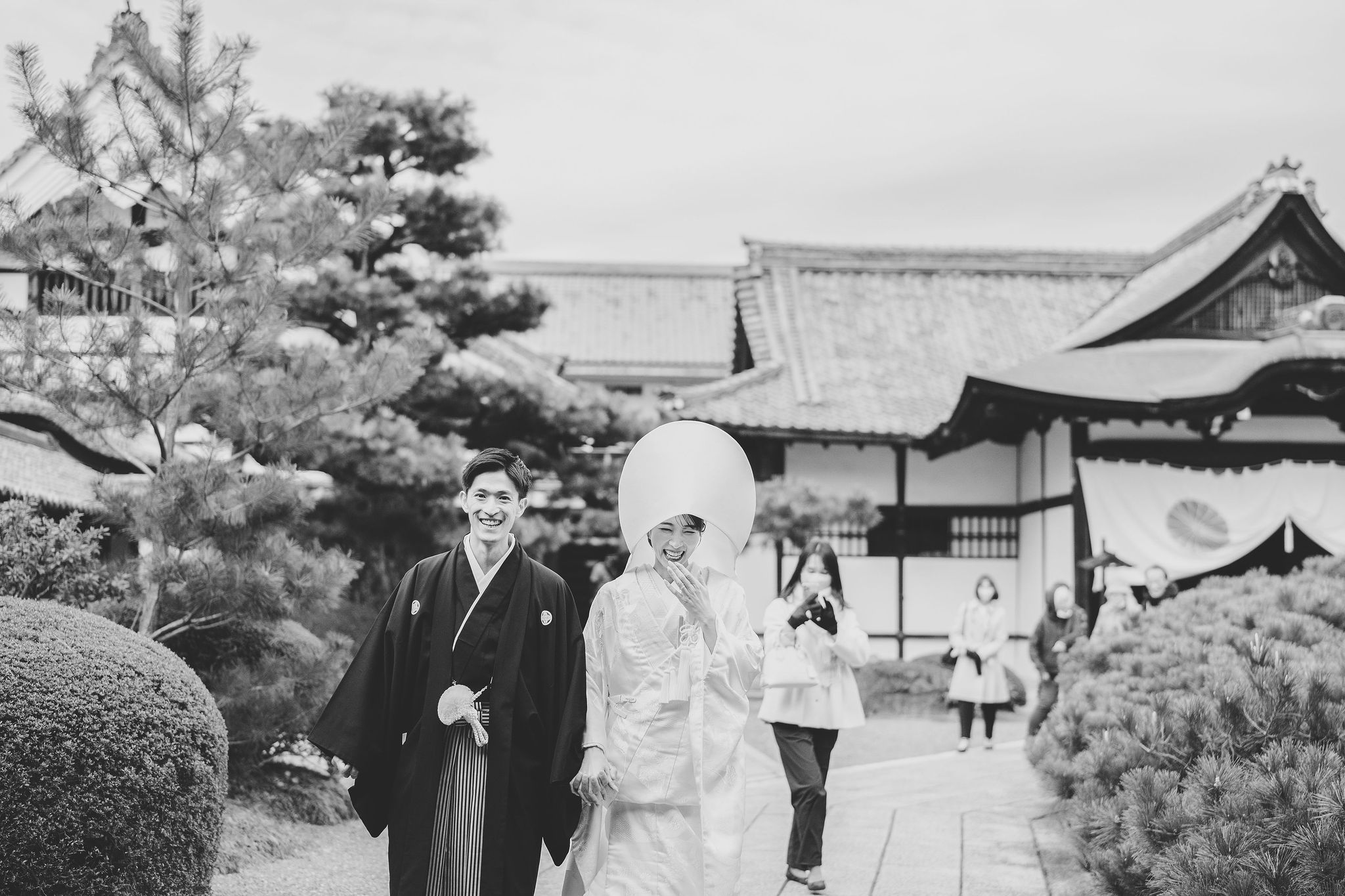 冬の大覚寺前撮りイメージ（白無垢姿）