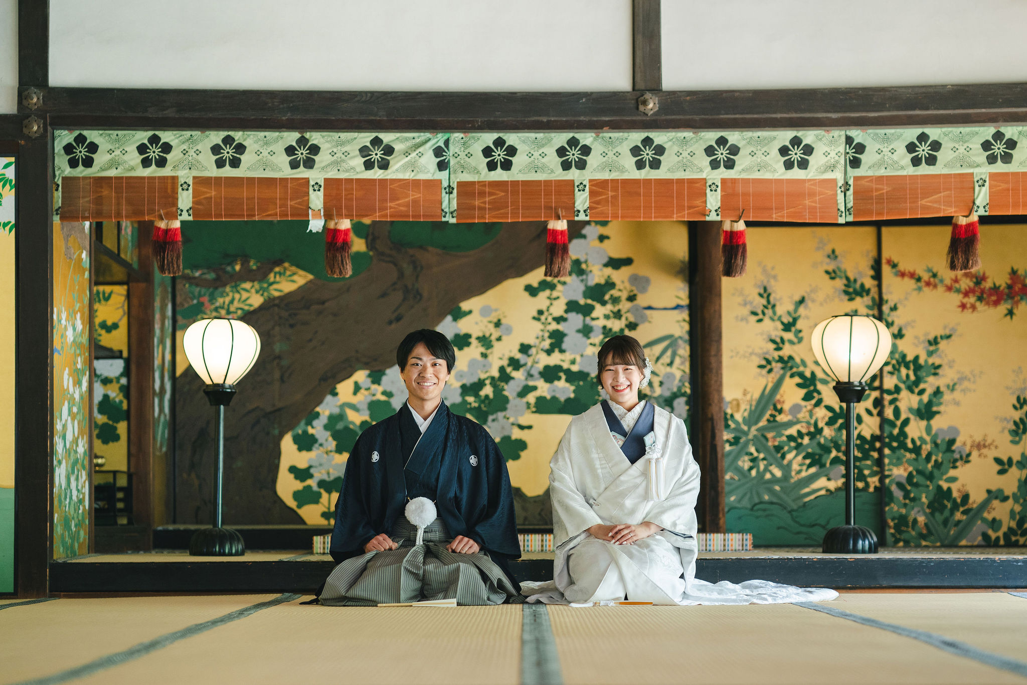 智積院で和装前撮りイメージ（正座シーン）