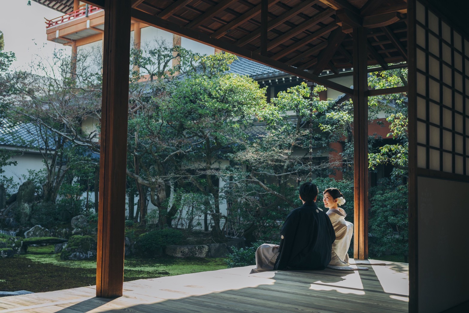 京都の本法寺の廊下での撮影（和装前撮り）